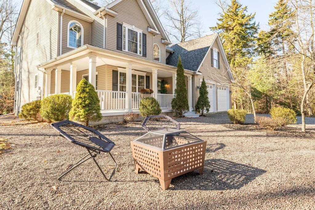 Luxury 4 Bedroom House In Pocono Mountains In Golf Course Near Lake Tobyhanna 외부 사진