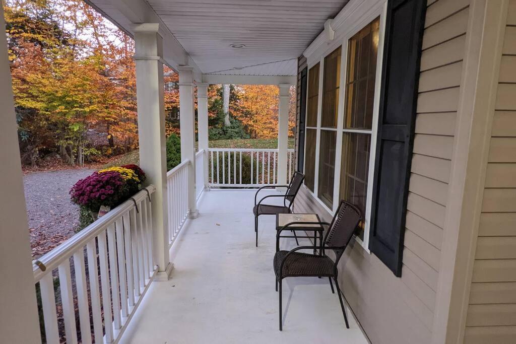 Luxury 4 Bedroom House In Pocono Mountains In Golf Course Near Lake Tobyhanna 외부 사진