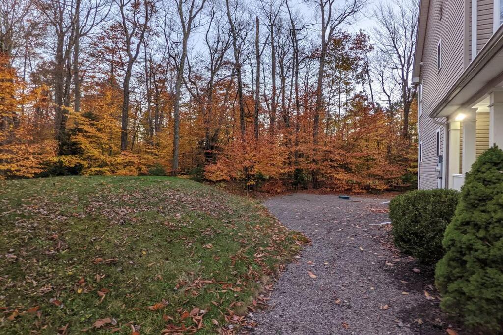 Luxury 4 Bedroom House In Pocono Mountains In Golf Course Near Lake Tobyhanna 외부 사진