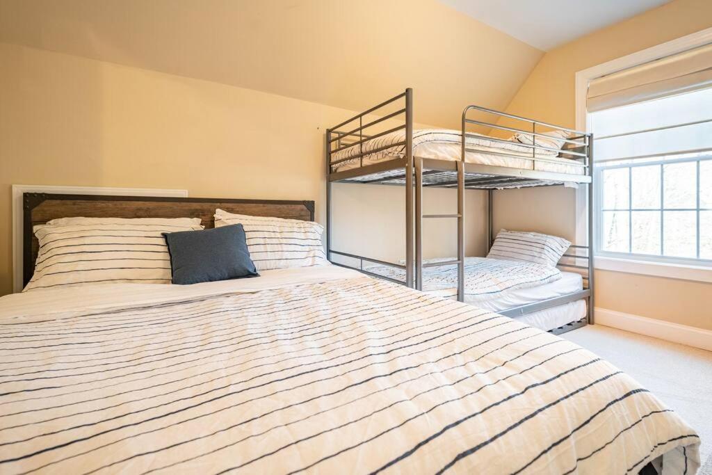 Luxury 4 Bedroom House In Pocono Mountains In Golf Course Near Lake Tobyhanna 외부 사진