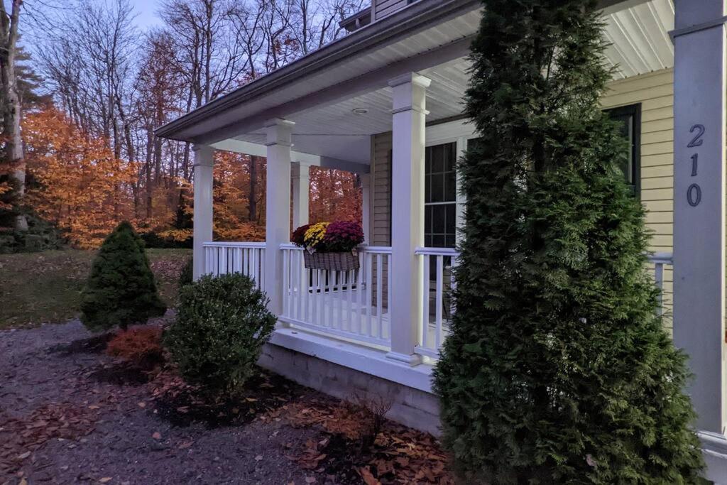 Luxury 4 Bedroom House In Pocono Mountains In Golf Course Near Lake Tobyhanna 외부 사진