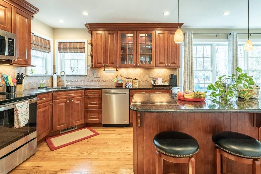 Luxury 4 Bedroom House In Pocono Mountains In Golf Course Near Lake Tobyhanna 외부 사진